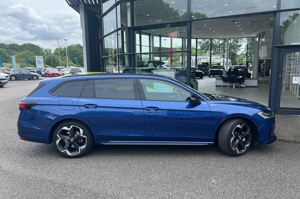 Skoda Superb 2.0 Tsi Sportline 4X4 Dsg DK26YTW Blue #4
