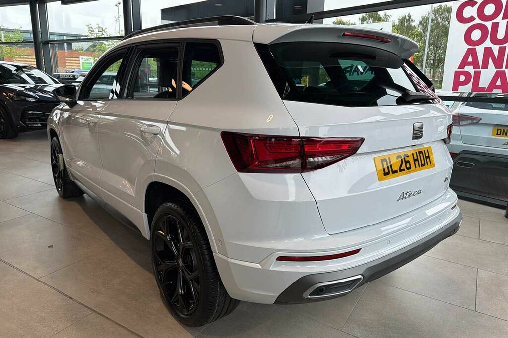Seat Ateca 1.5 Tsi Evo Fr Black Edition White #3