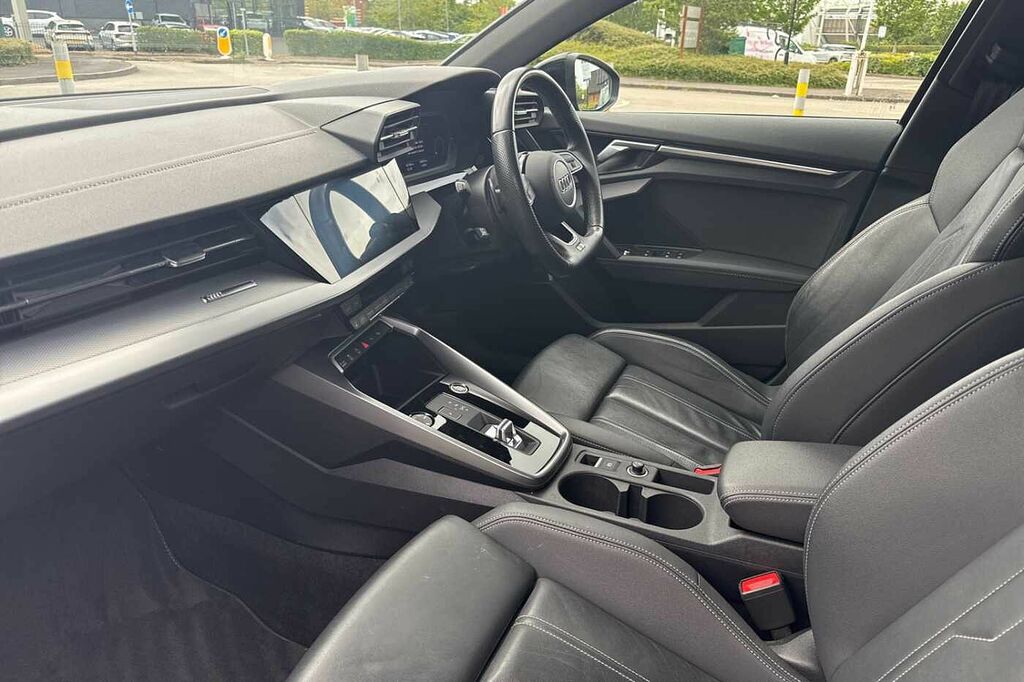 Audi A3 35 Tdi Black Edition S Tronic DF23UNU Black #2