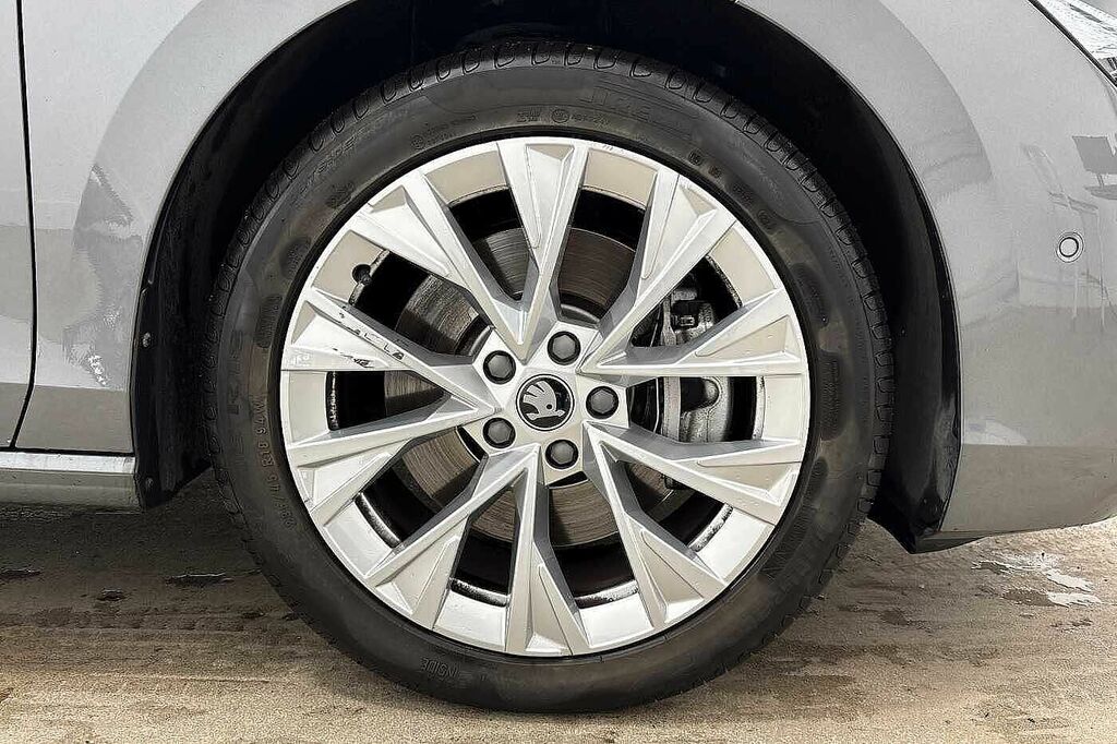 Skoda Superb 2.0 Tdi 193 Se L 4X4 Dsg Grey #5