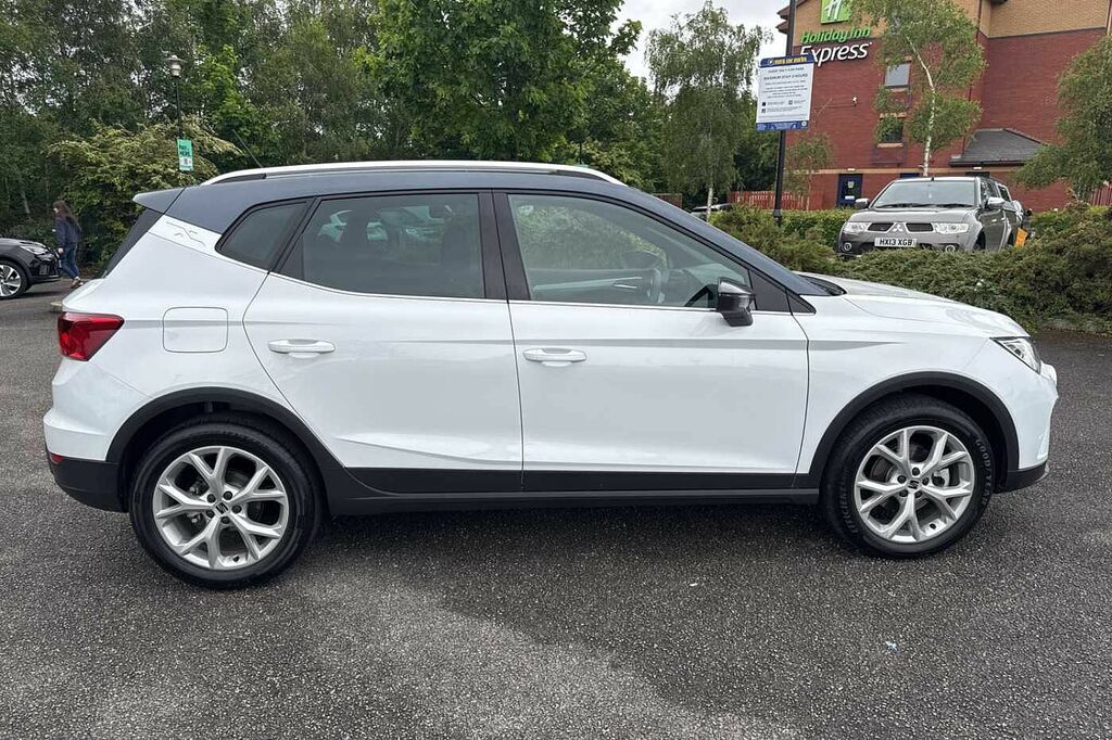 Seat Arona 1.0 Tsi 115 Fr Dsg DN26CAA White #4