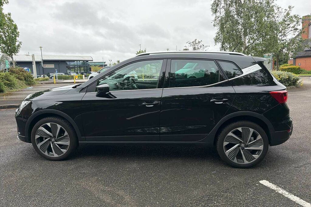 Seat Arona 1.0 Tsi 115 Fr Sport DN26CAV Black #4