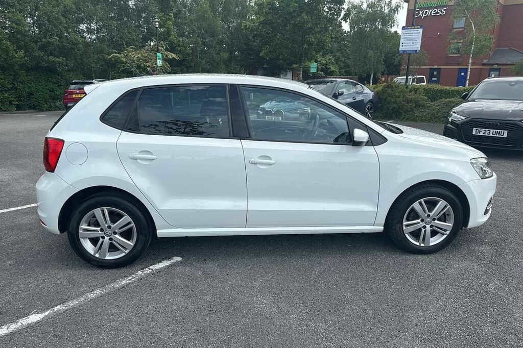 Volkswagen Polo 1.2 Tsi Match Edition MW67SWZ White #4