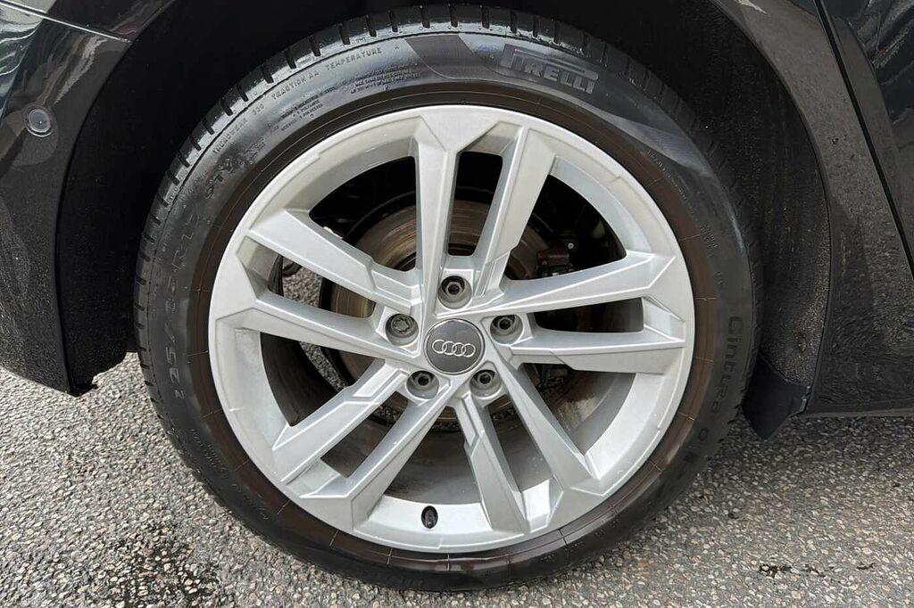 Audi A3 35 Tfsi Sport Black #5