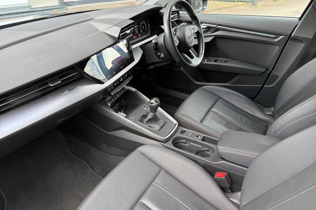 Audi A3 35 Tfsi Sport Black #2