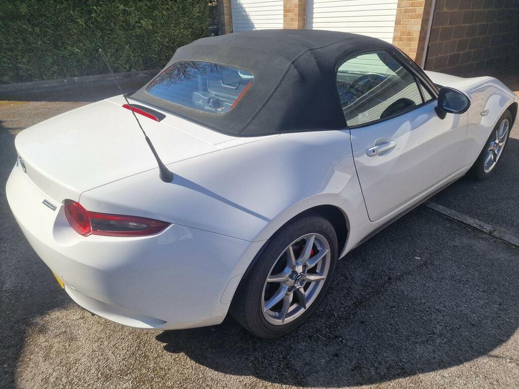 Mazda MX-5 Convertible 1.5 Skyactiv-g Se Euro 6 201818 FH18VMV White #4