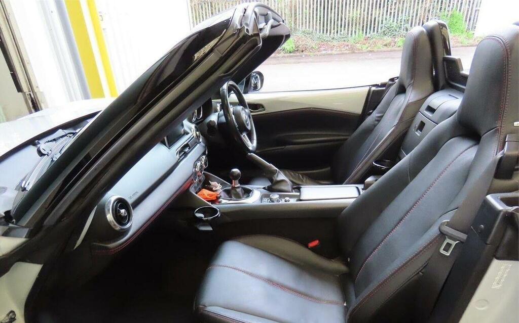 Mazda MX-5 Convertible 1.5 Skyactiv-g Sport Nav Euro 6 2 GJ16FPL Silver #3