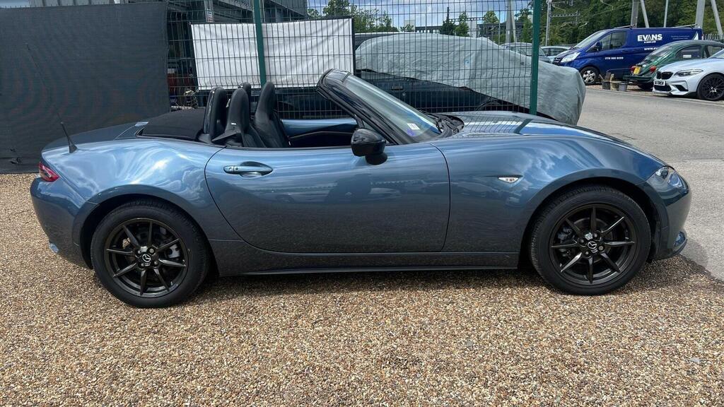 Mazda MX-5 Convertible 1.5 Skyactiv-g Sport Nav Euro 6 2 LW16AZZ Blue #6