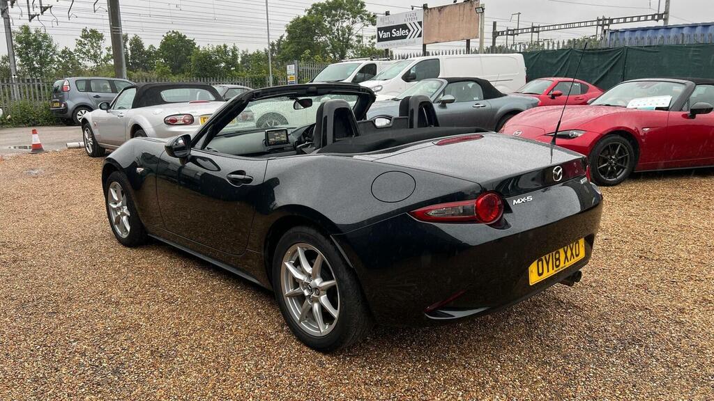 Mazda MX-5 2.0 Sport Nav Red #13