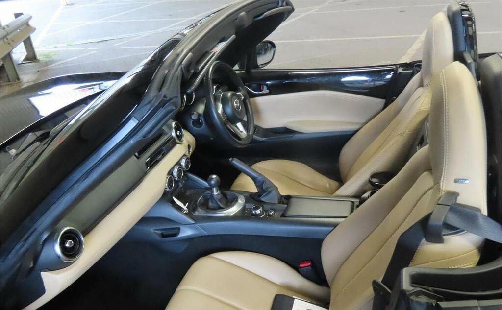 Mazda MX-5 2.0 Skyactiv-g Sport Nav Euro 6 Black #4