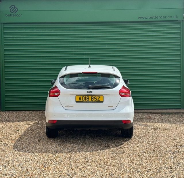 Ford Focus Ecoboost Titanium Hatchback AO18BSZ White #5