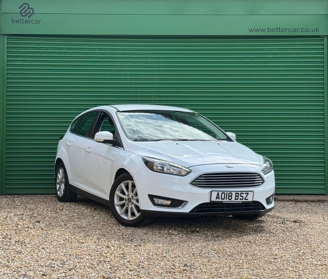 Ford Focus Ecoboost Titanium Hatchback AO18BSZ White #3