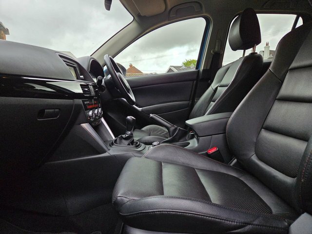 Mazda CX-5 Estate Red #18