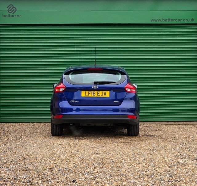 Ford Focus Ecoboost Titanium Hatchback Blue #5