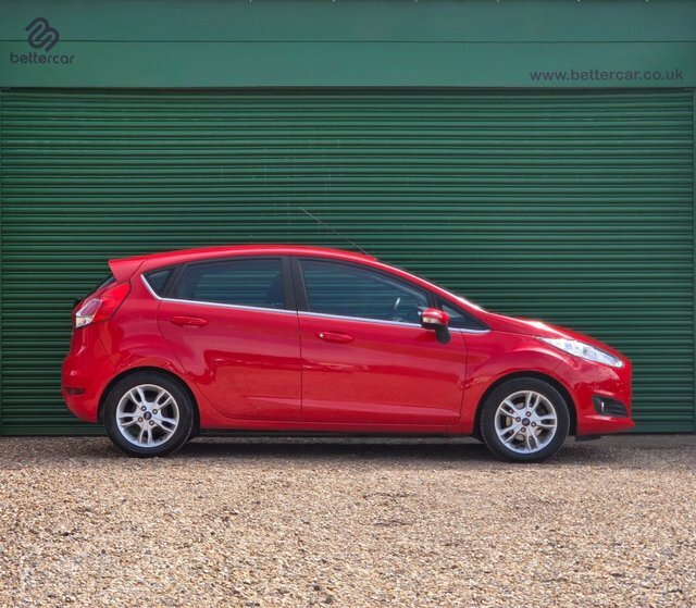 Ford Fiesta Ecoboost Zetec Hatchback WV15EDO Red #4