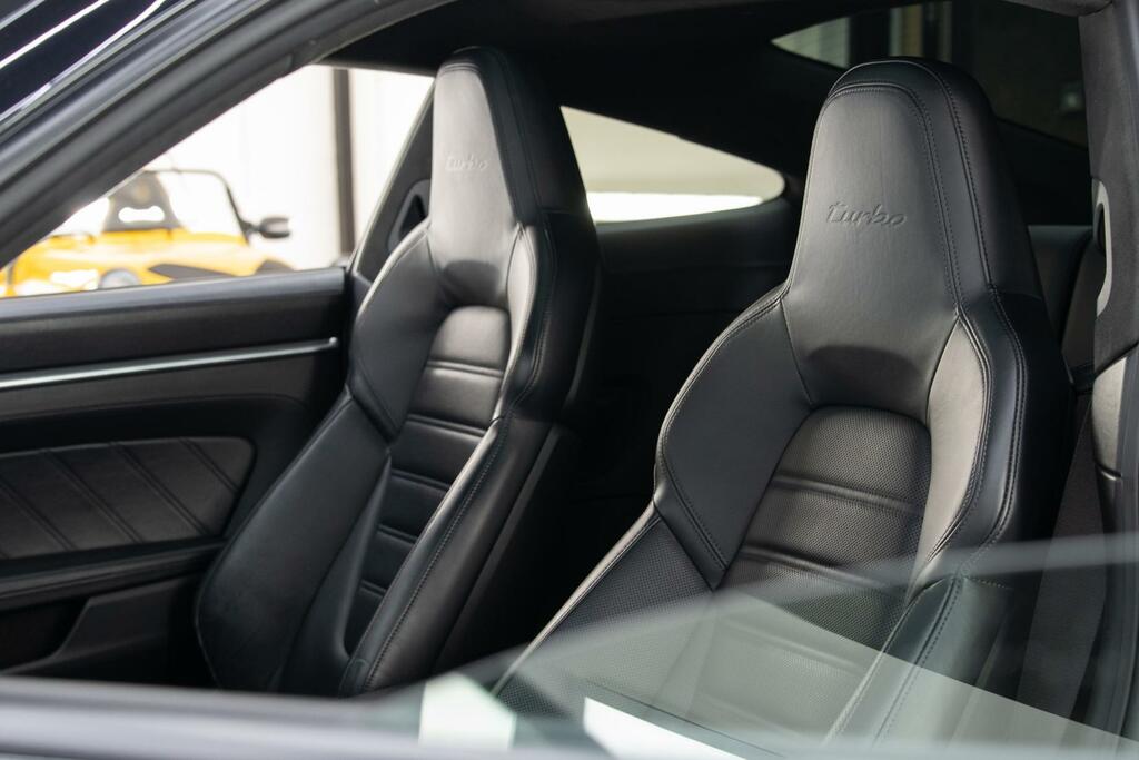 Porsche 911 911 Targa 4S Black #7