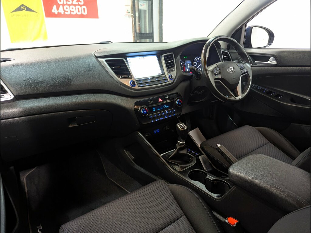 Hyundai Tucson 1.6 Gdi Blue Drive Se Nav Suv Eu DS18OEF Blue #6