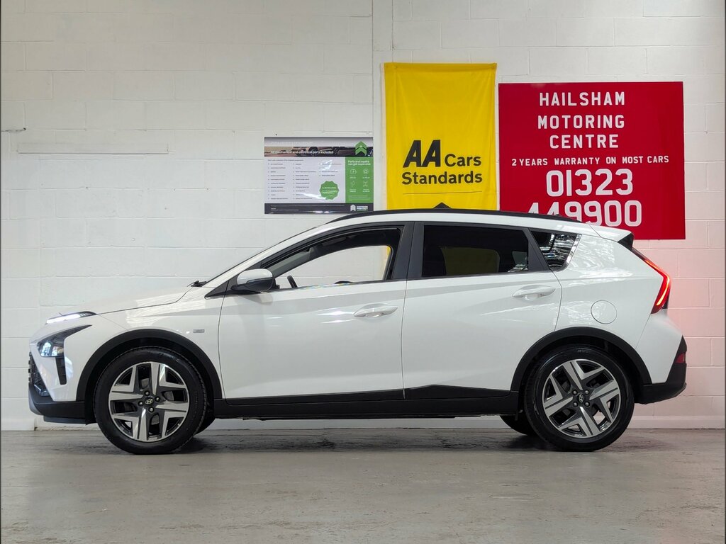 Hyundai Bayon 1.0 T-gdi Mhev Premium Suv Hybrid Manua FV23GDK White #3