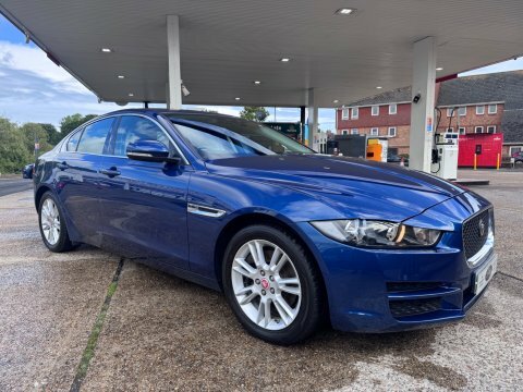 Jaguar XE Gtdi Prestige  Blue #6