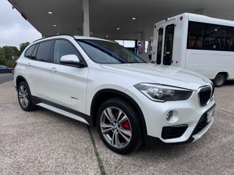 BMW X1 Sdrive18d Sport  White #6