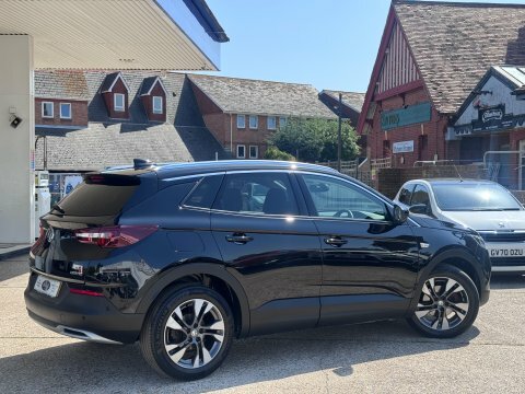 Vauxhall Grandland X Sri Nav  Black #2