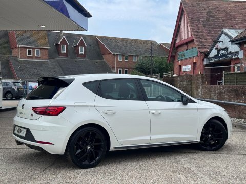 Seat Leon Tsi Fr Technology White #2
