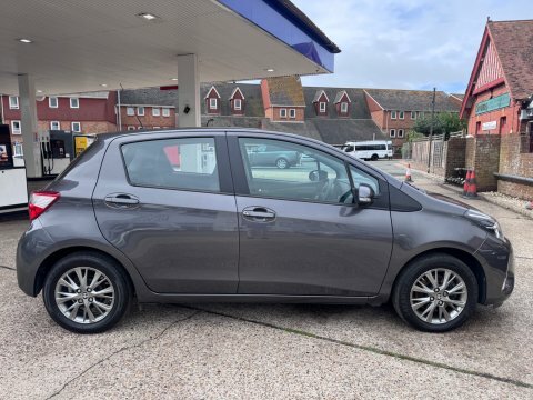 Toyota Yaris Vvt-i Icon Grey #4