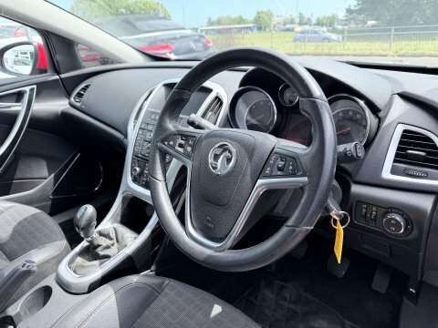 Vauxhall Astra GTC Coupe 2.0 T Vxr 201313 Blue #8