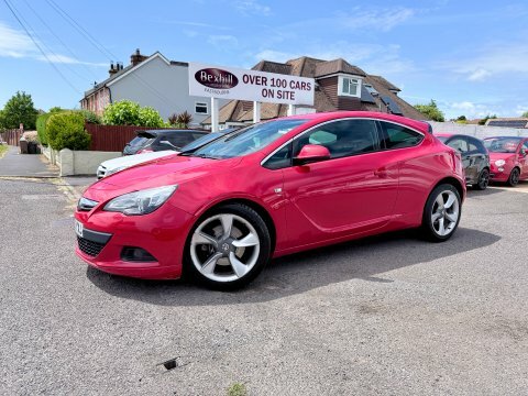 Vauxhall Astra GTC 2.0 Sri Cdti Red