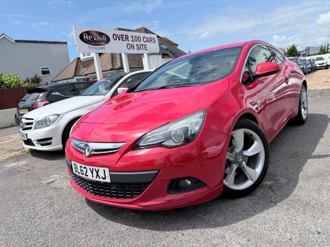 Vauxhall Astra GTC 2.0 Sri Cdti Red #2