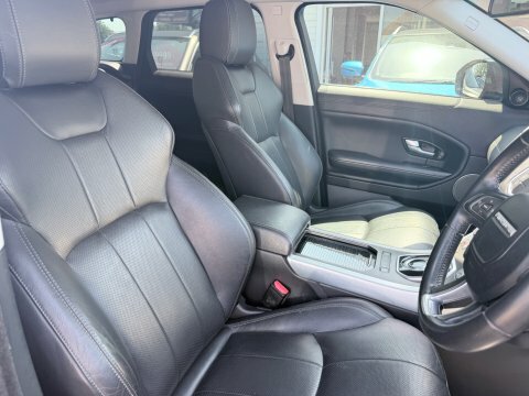 Land Rover Range Rover Evoque 2.0 Td4 Se YD67XAM Black #4