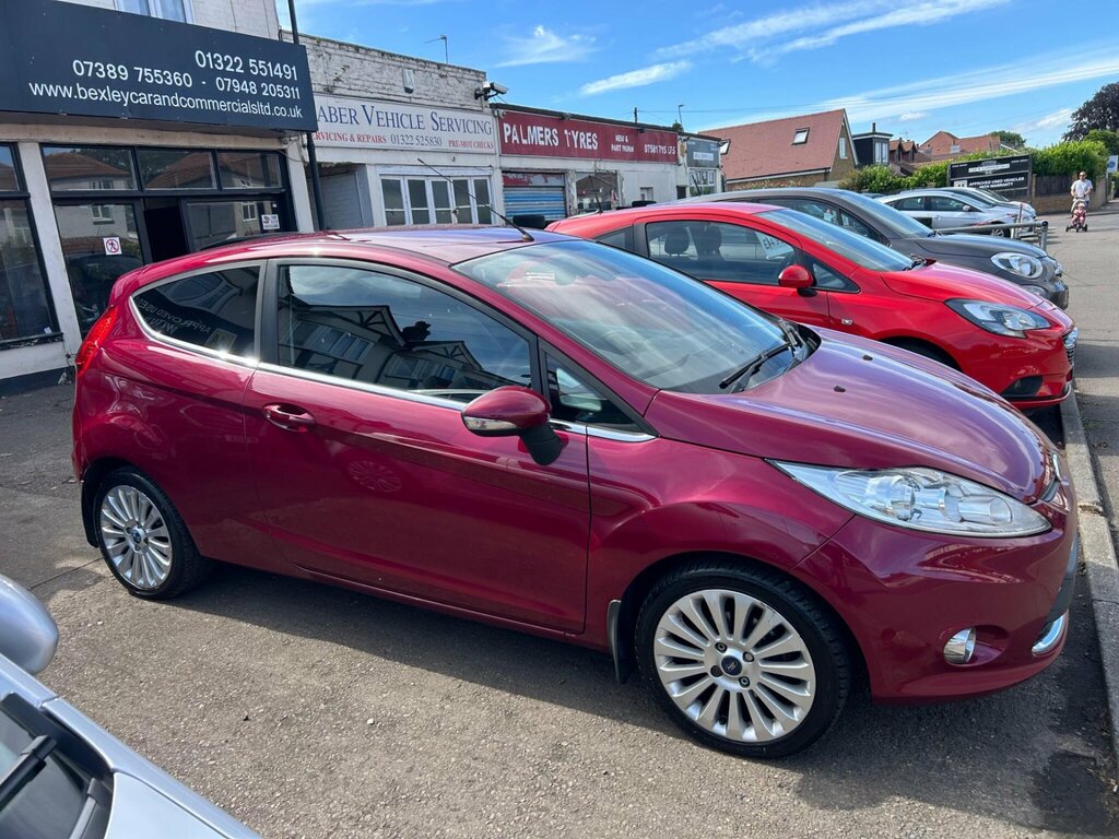 Ford Fiesta 1.4 Titanium Hatchback Black #6
