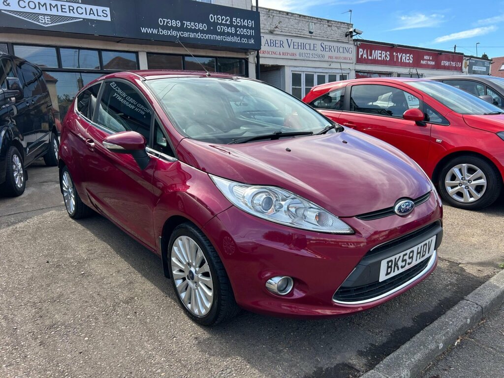 Ford Fiesta 1.4 Titanium Hatchback Black #1