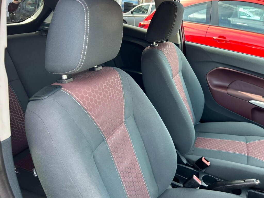 Ford Fiesta 1.4 Titanium Hatchback Black #10