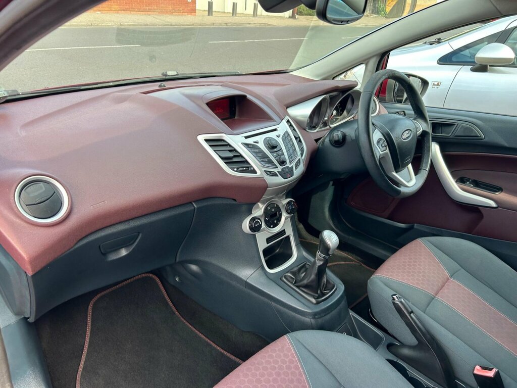 Ford Fiesta 1.4 Titanium Hatchback Black #15