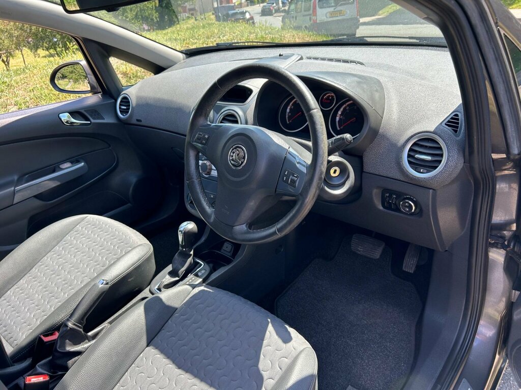 Vauxhall Corsa Hatchback 1.4 16V Excite Euro 5 Ac 201111 Silver #9