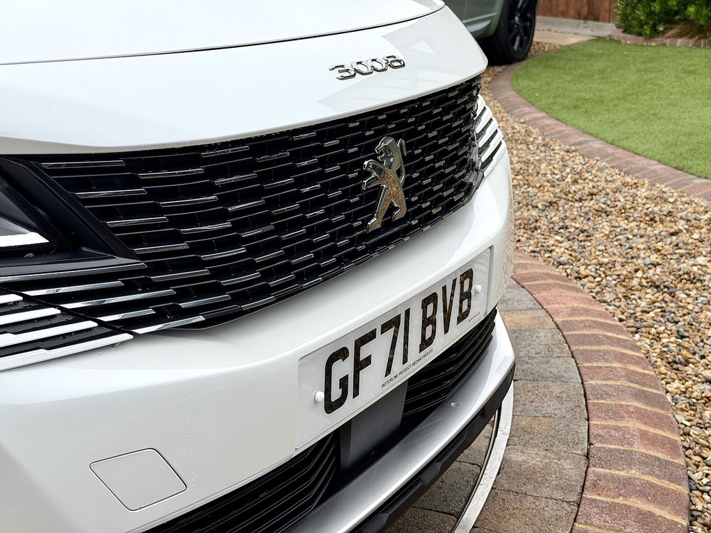 Peugeot 3008 Puretech Allure Premium Ulez White #4