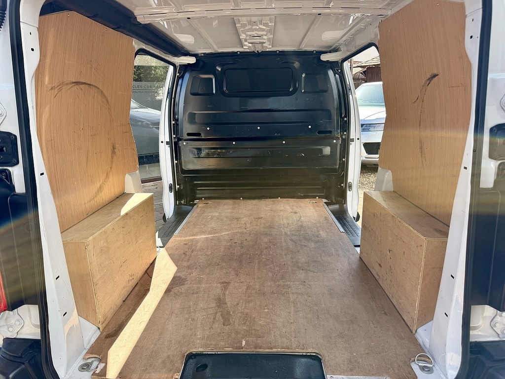 Vauxhall Vivaro F3100 Pro White #20