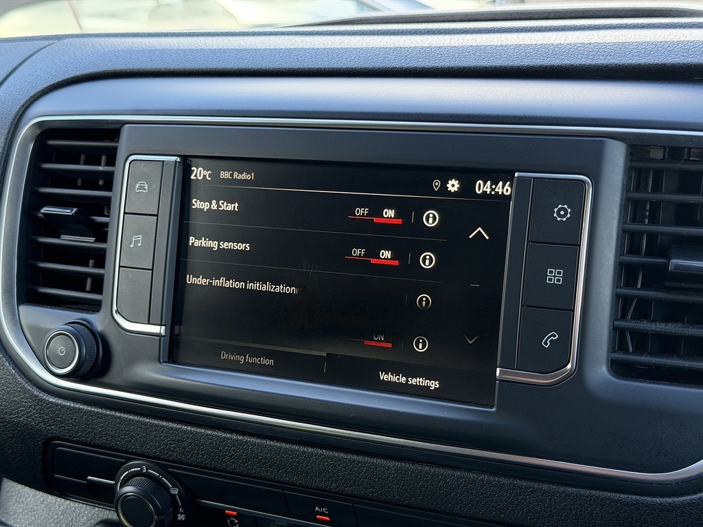 Vauxhall Vivaro F3100 Pro White #43
