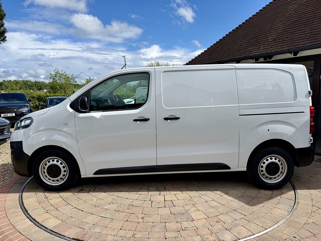 Vauxhall Vivaro Turbo D 2900 Prime Ulez White #6