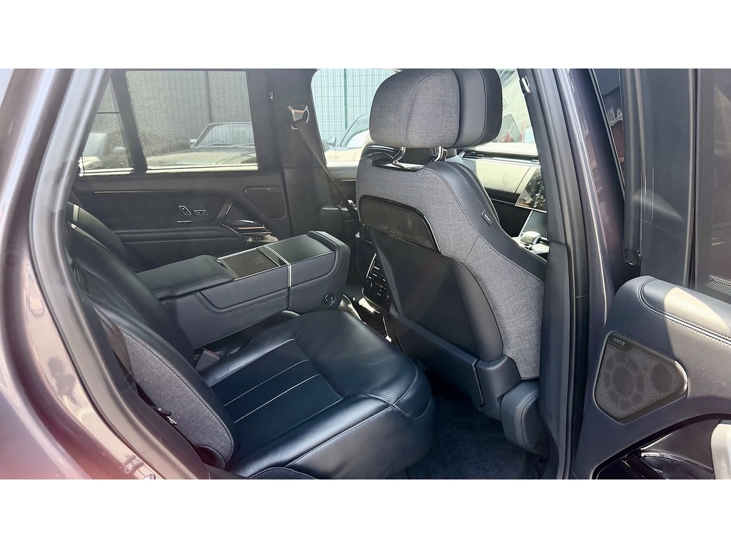 Land Rover Range Rover 3.0 P440e Black #24
