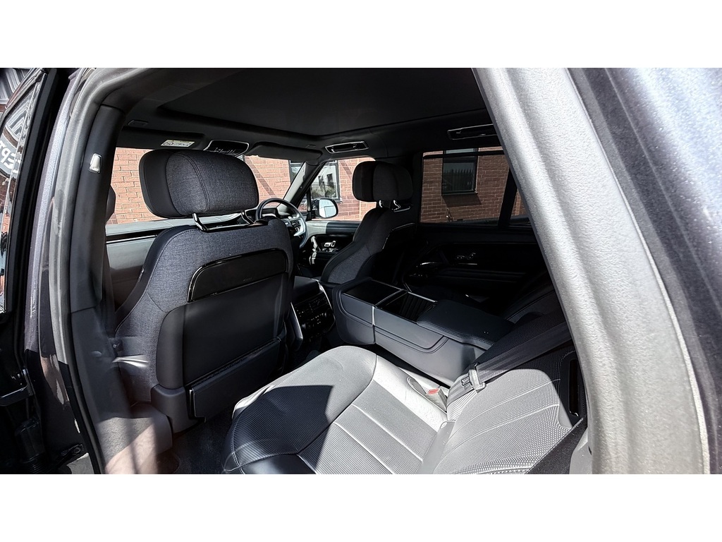 Land Rover Range Rover 3.0 P440e Black #8