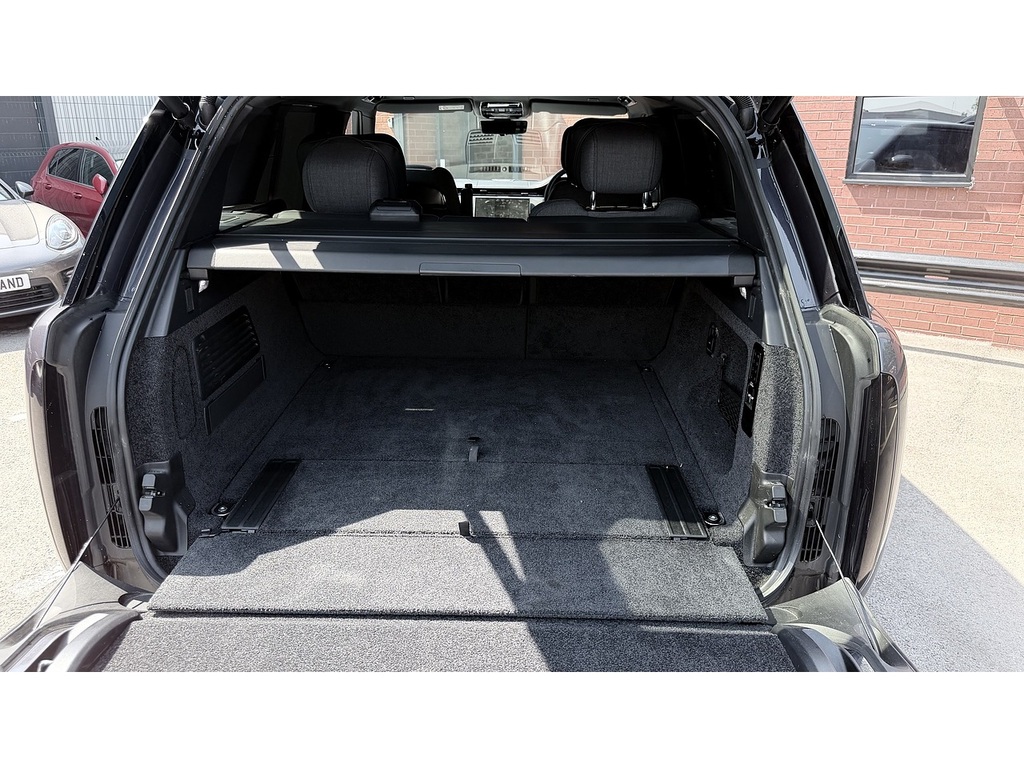 Land Rover Range Rover 3.0 P440e Black #25
