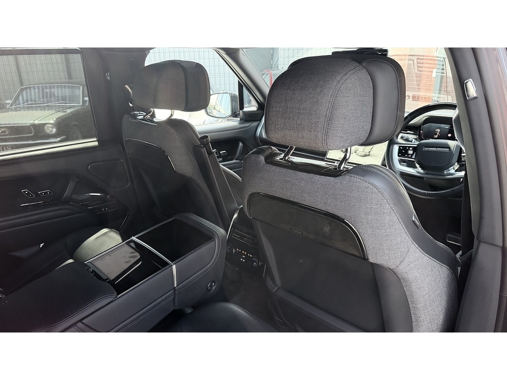 Land Rover Range Rover 3.0 P440e Black #7