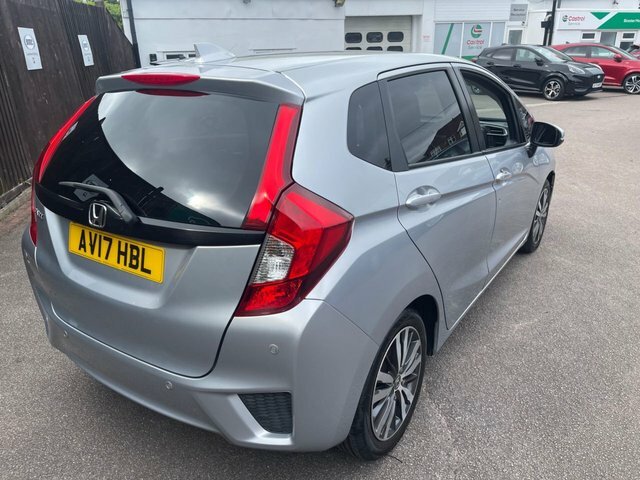 Honda Jazz 2017 1.3 I-vtec Ex Navi Hatchback Cvt E Silver #5