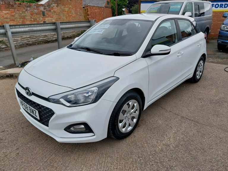 Hyundai I20 Mpi S-connect HF68BWZ White #4