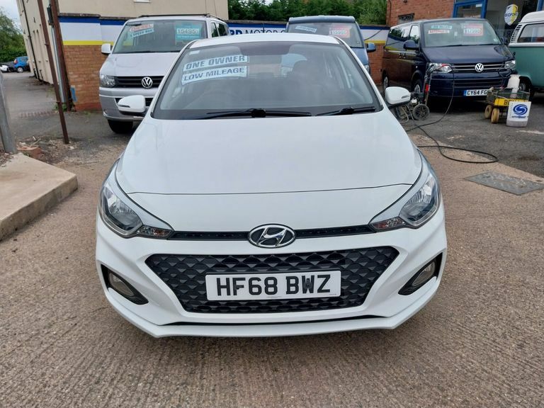 Hyundai I20 Mpi S-connect HF68BWZ White #3
