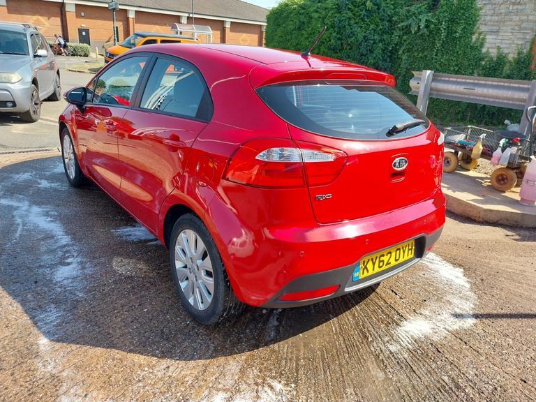Kia RIO 1.25 2 Hatchback Euro 5 84 Bhp Red #4