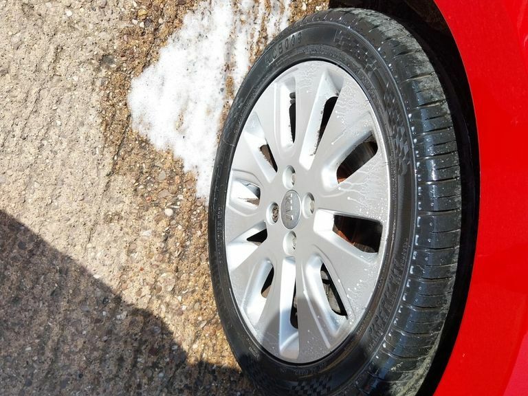 Kia RIO 1.25 2 Hatchback Euro 5 84 Bhp Red #7