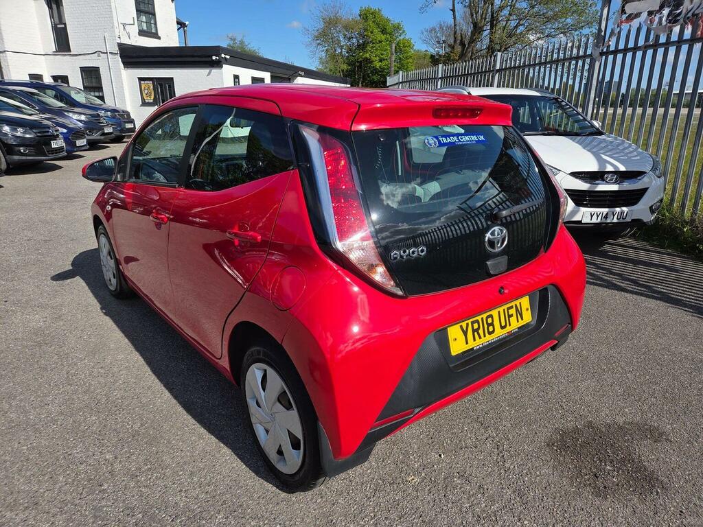 Toyota Aygo 1.0 Vvt-i X-play Euro 6 Red #5